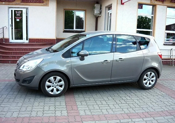Opel Meriva cena 19800 przebieg: 239103, rok produkcji 2011 z Żnin małe 67